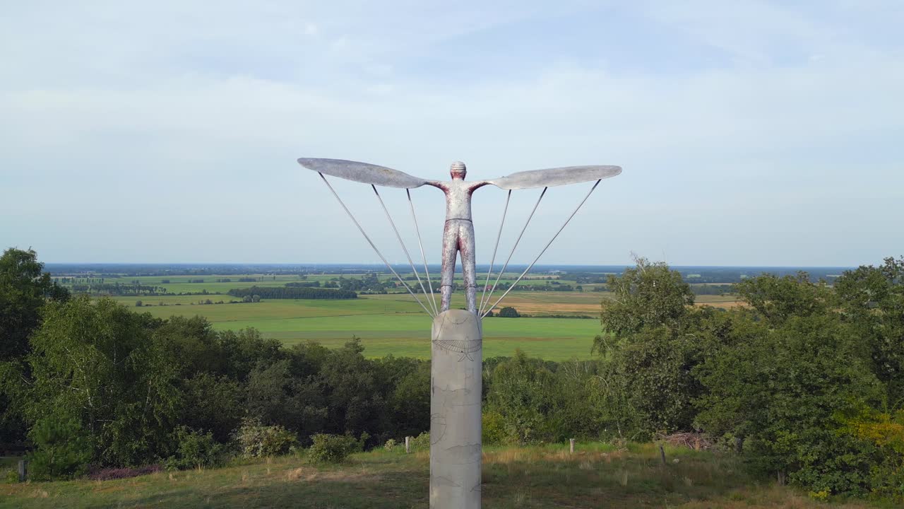 лилиенталь памятник летающий холм лето германия