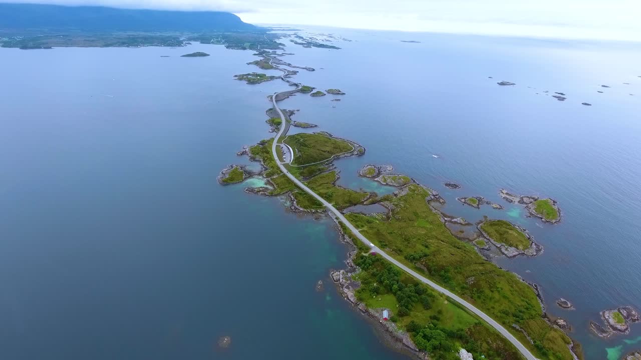 대서양 도로의 항공 사진.