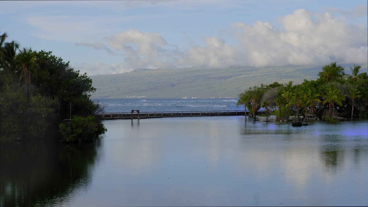 Beautiful Light Ocean View Walk to Auberge Hotel at Mauna Lani Ponds Hawaii Sunset