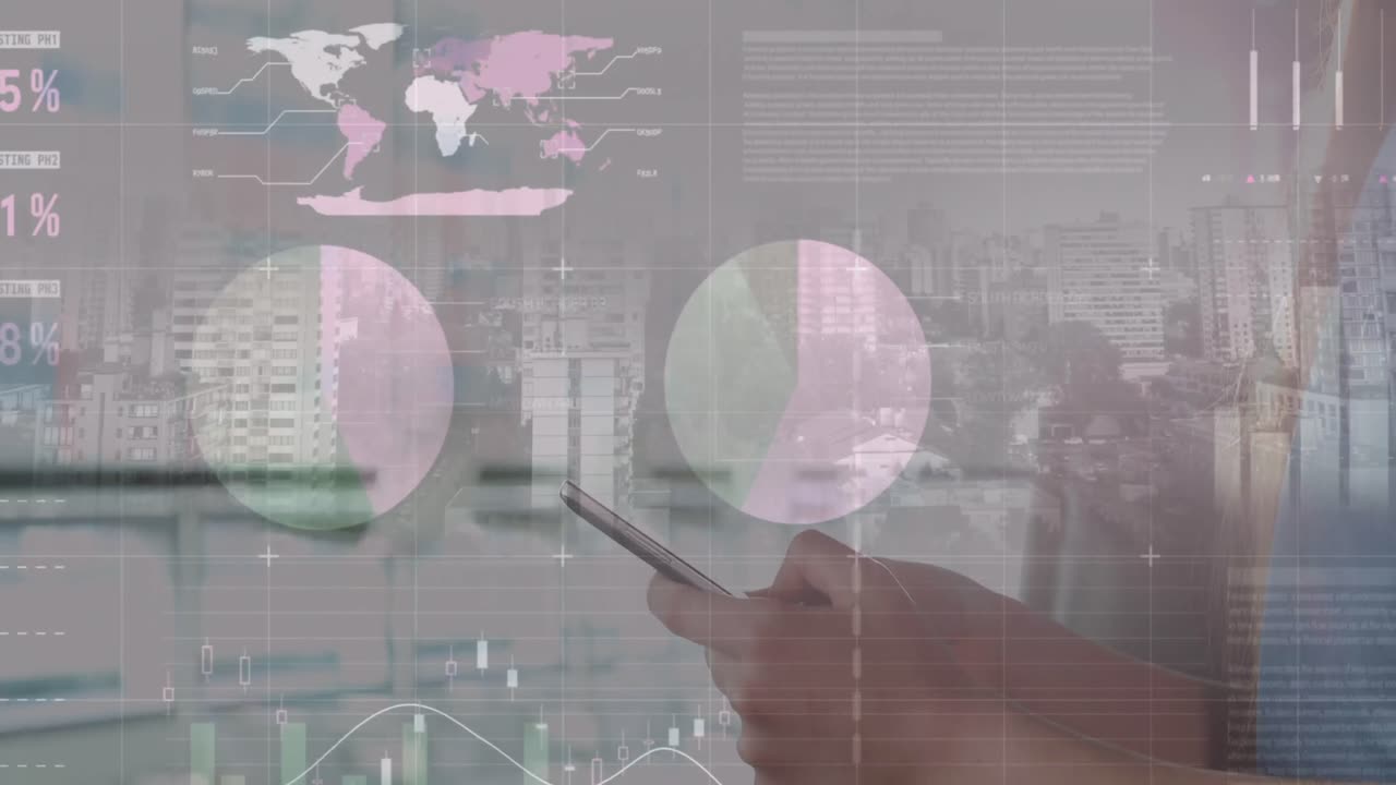 스마트 폰을 사용하는 백인 사업가 여성에 대한 데이터 처리 애니메이션