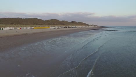 Antena:-La-Playa-Entre-Vlissingen-Y-Dishoek-Durante-La-Puesta-De-Sol