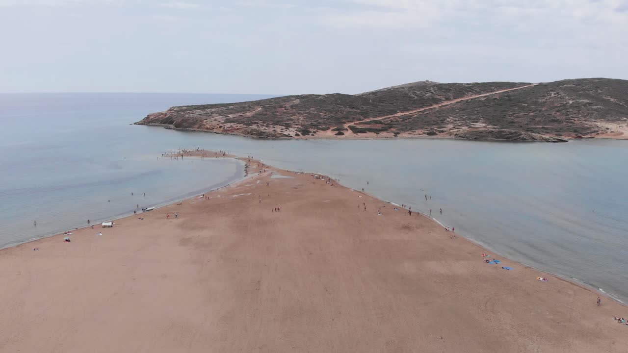 로도스 섬에 있는 프라소니시 연 해변의 아름다운 풍경의 공중