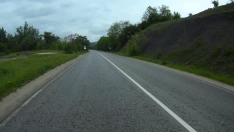 Video-De-Fondo-Filmado-En-Movimiento-Desde-El-Auto-Hacia-Atrás---60-Fps