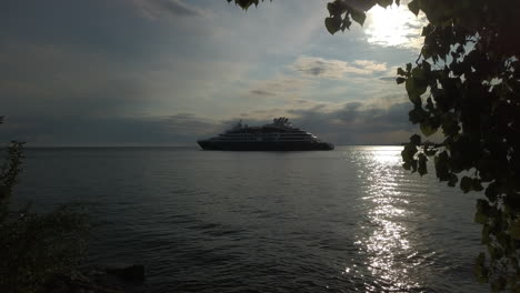 luxury yacht cruising the great lakes