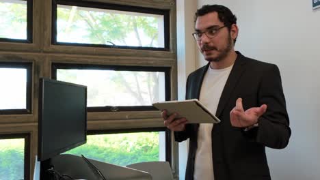 modern educator: tech-enhanced university lecture
