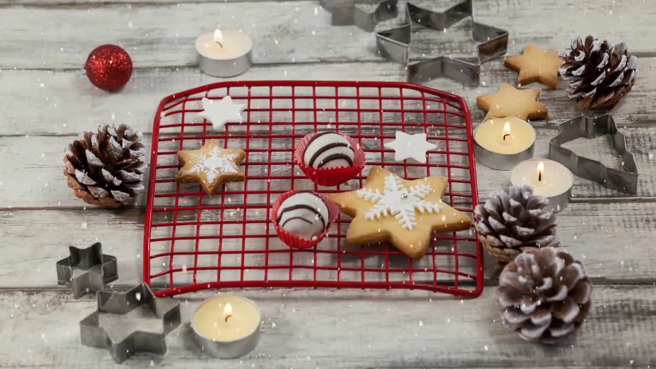 nieve cayendo con comida de navidad