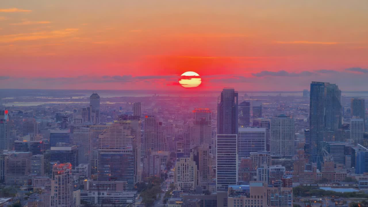 해가 지는 도시 풍경