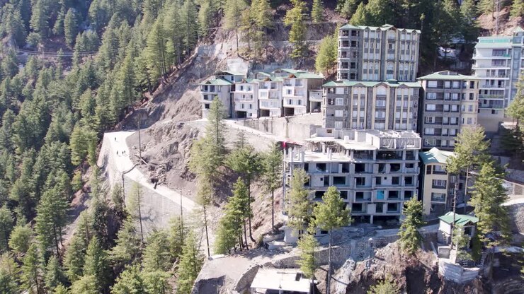 Appartamenti in collina nel Parco Nazionale di Ayubia, Pakistan