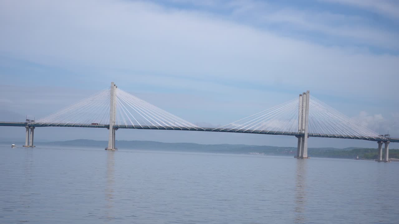 허드슨 강에서 뉴욕시 다리