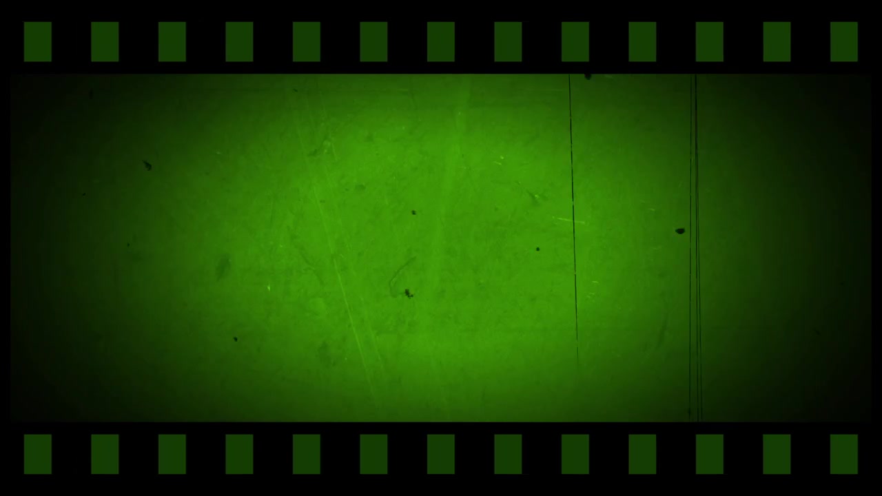 Sovrapposizione di striscia di pellicola verde vintage con graffi e polvere