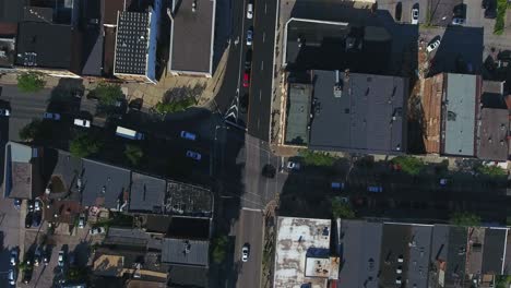 Top-Down-View-Over-Intersection-and-Traffic-in-Whitby-Town,-Canada