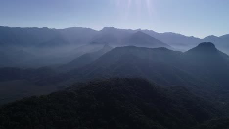 Mountain-Rage-aerial-view-in-Serra-do-Mar,-aerial-in-Rio,-Brazil