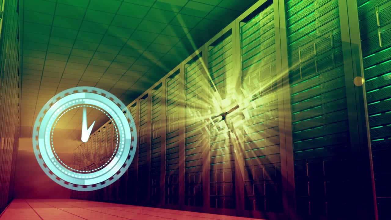 animación de cubo giratorio y reloj sobre la sala del servidor