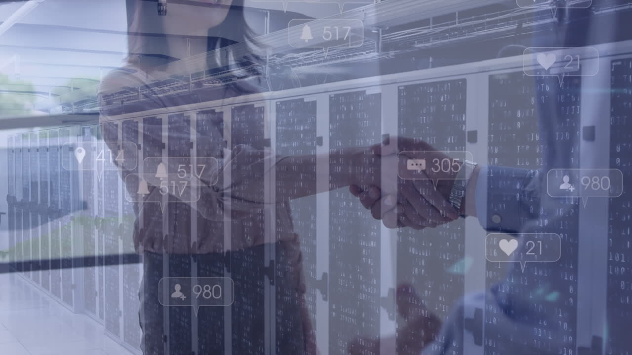 다양한 사업가들이 손을 흔들고 있는 데이터 처리 애니메이션