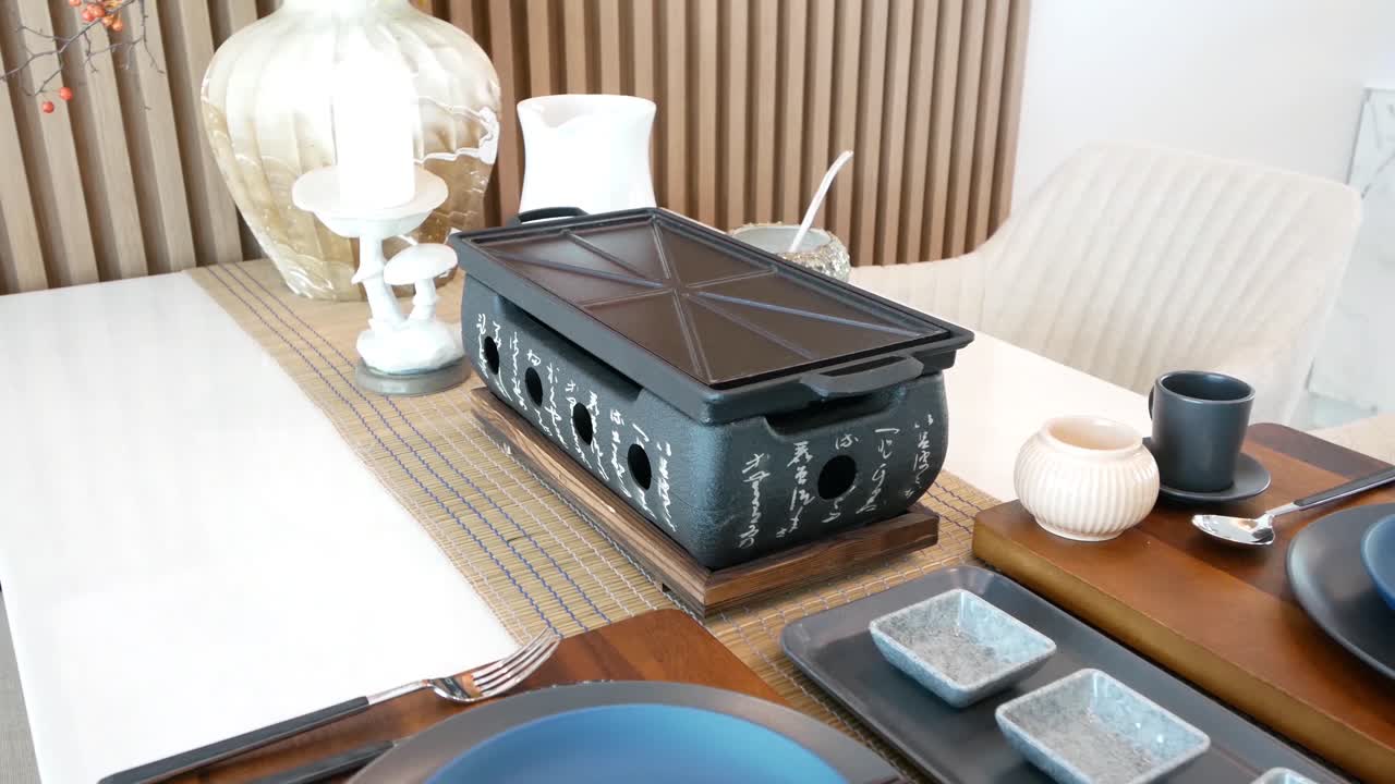 imágenes de primer plano de la decoración de la mesa de comedor de estilo japonés