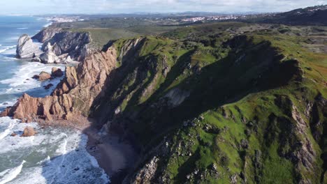 14-De-10---Imágenes-De-Drones-4k-De-Los-Lugares-Más-Bellos-De-La-Costa-De-Lisboa---Cabo-Da-Roca-Gps:-38