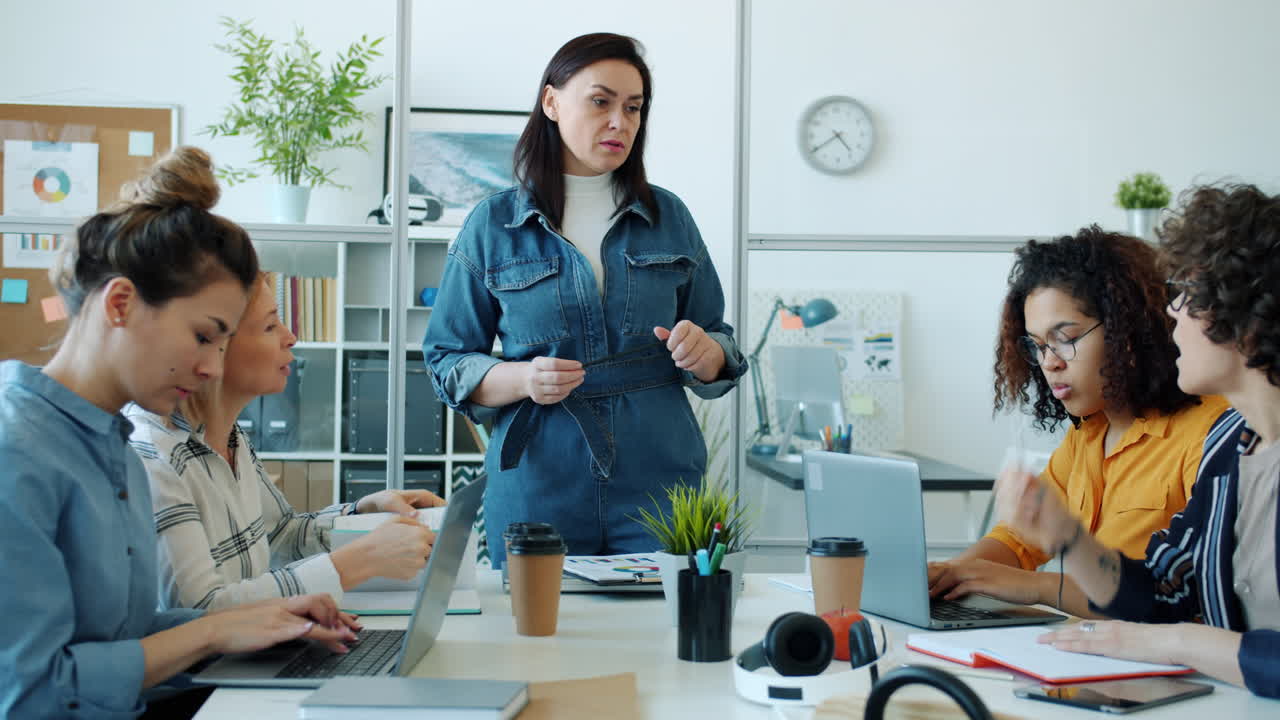 reunión de negocios en curso