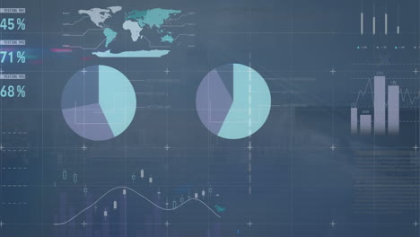 animación del procesamiento de datos y mapa del mundo sobre el paisaje urbano