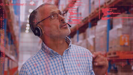 animación del procesamiento de datos sobre el hombre que trabaja en el almacén