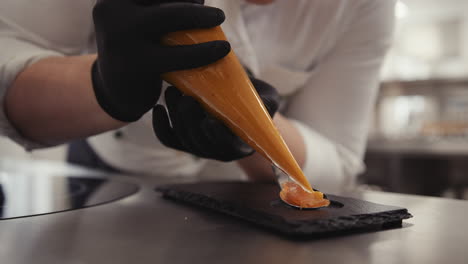 Chef-preparing-food-at-a-restaurant