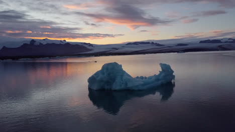 iceberg at sunset in iceland