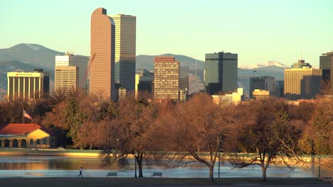 Vista-Del-Horizonte-De-Denver-Después-Del-Amanecer