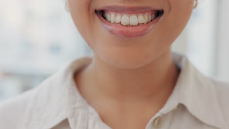 Weiße-Zähne,-Ein-Lachendes-Lächeln