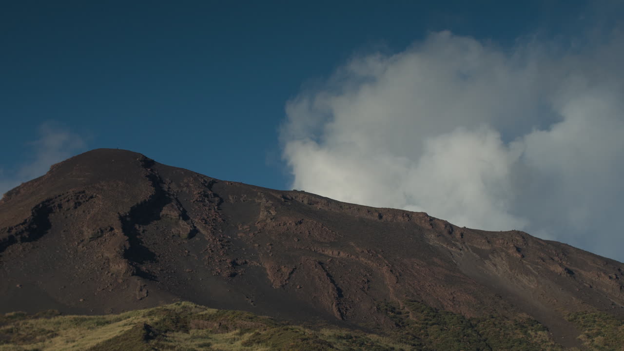 volcán stromboli 4k 24