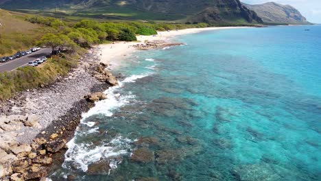 Panning-drone-shot-of-Kailua-Beach-Park-in-Oahu-Hawaii-USA