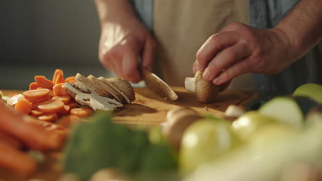 chopping vegetables for a healthy meal