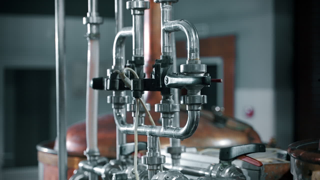 detalle del equipo de la cervecería