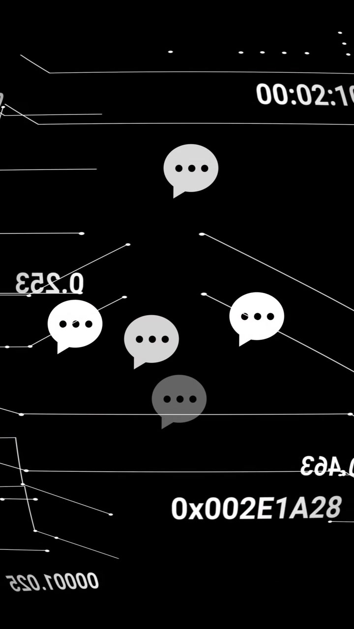 Animazione di elaborazione dati e icone multimediali su sfondo nero