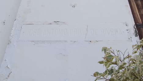 commemorative plaque of josé antonio primo de rivera in a church