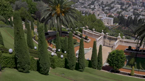 Terrassen-Der-Baha&#39;í-Gärten-In-Haifa,-Israel,-Totale