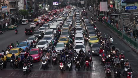 dense traffic flow at a city crossroad