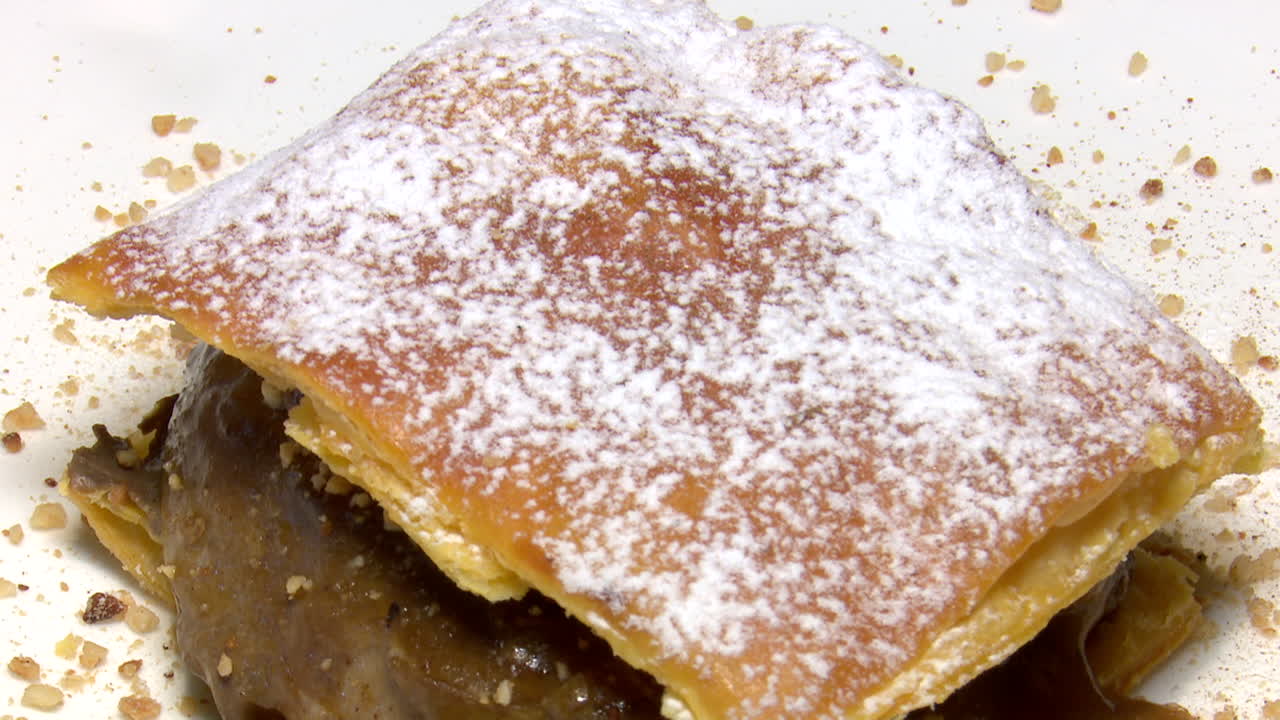 Puff Pastry Dessert with Powdered Sugar