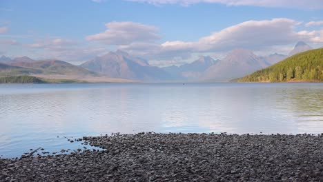 Beautiful-afternoon-with-mountains-views-from-Lake-Mc-Donald-in-Glacier-National-Park