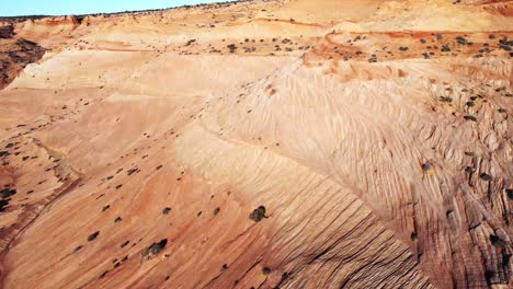 pintoresco cañón rocoso con acantilados de piedra arenisca en los estados unidos