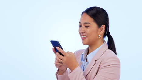 Business,-smile-and-woman-with-a-cellphone