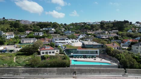 grandes casas frente al mar st brelades islas del canal drone, aero