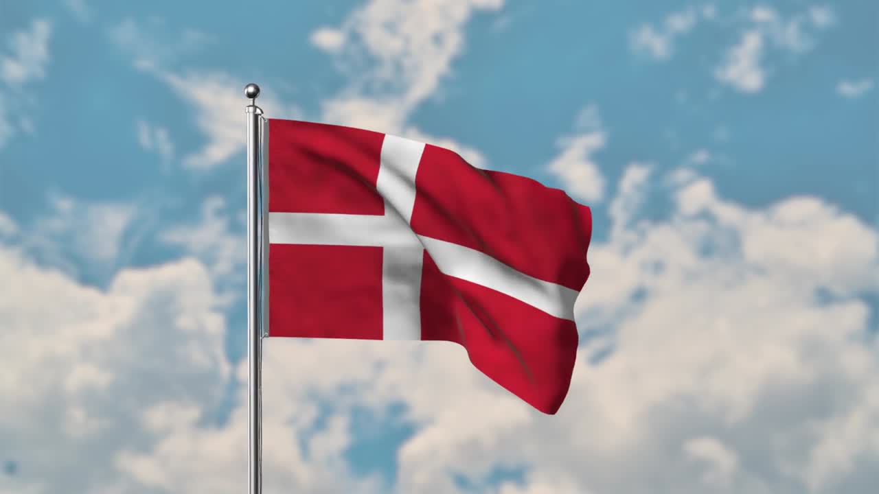 Danmarks flag vajende på en blå himmel, realistisk 4K-video
