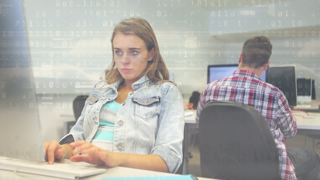 анимация обработки данных среди различных студентов, использующих компьютеры