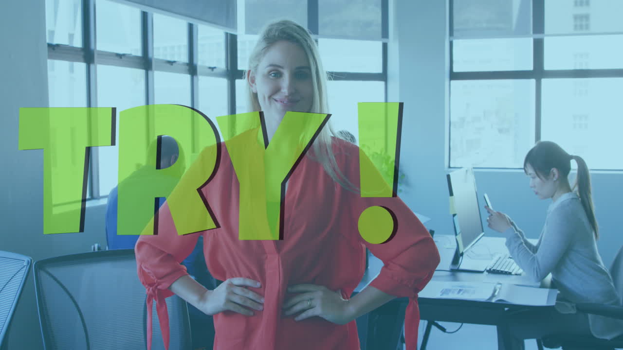 animación de try texto sobre feliz mujer de negocios caucásica