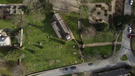 iglesia a vista de pájaro, matanza inferior, cotswolds, sobrecarga aérea