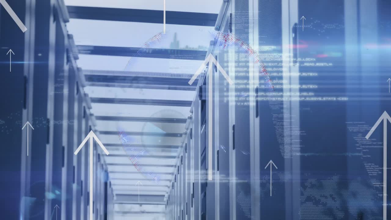 회전하는 지구, 데이터 처리 및 서버 에 상승하는 화살표의 애니메이션