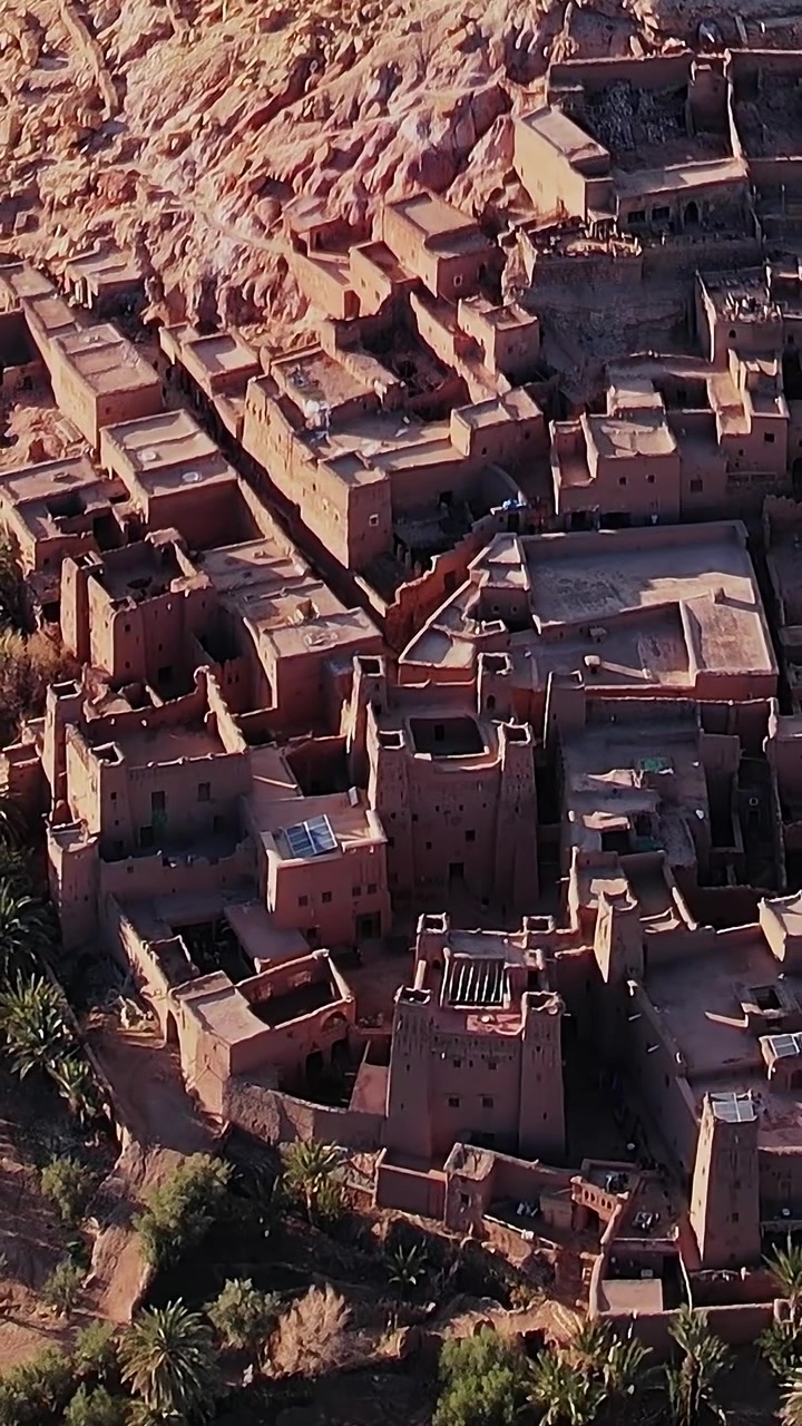 Vista aerea di edifici in Marocco che mostrano architettura e paesaggio