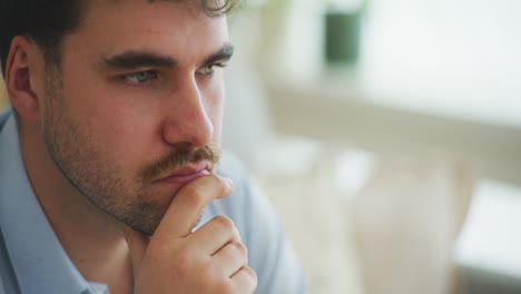 Close-Up-on-Thoughtful-Man's-Eyes