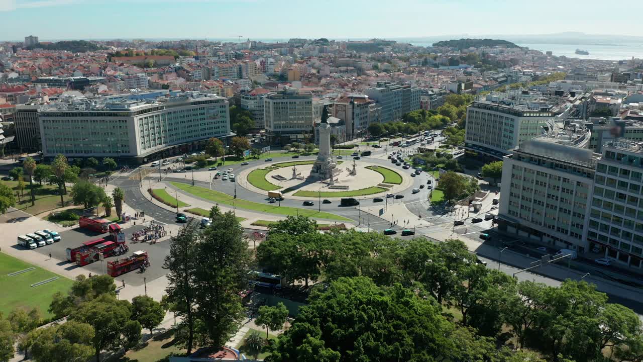 Vista aerea. Portogallo, Lisbona, giornata di sole, Piazza Marquês de Pombal