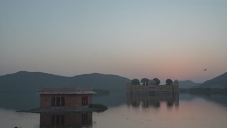 lake palace at sunrise/sunset