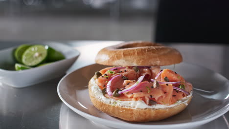 cheff closes a salmon bagel